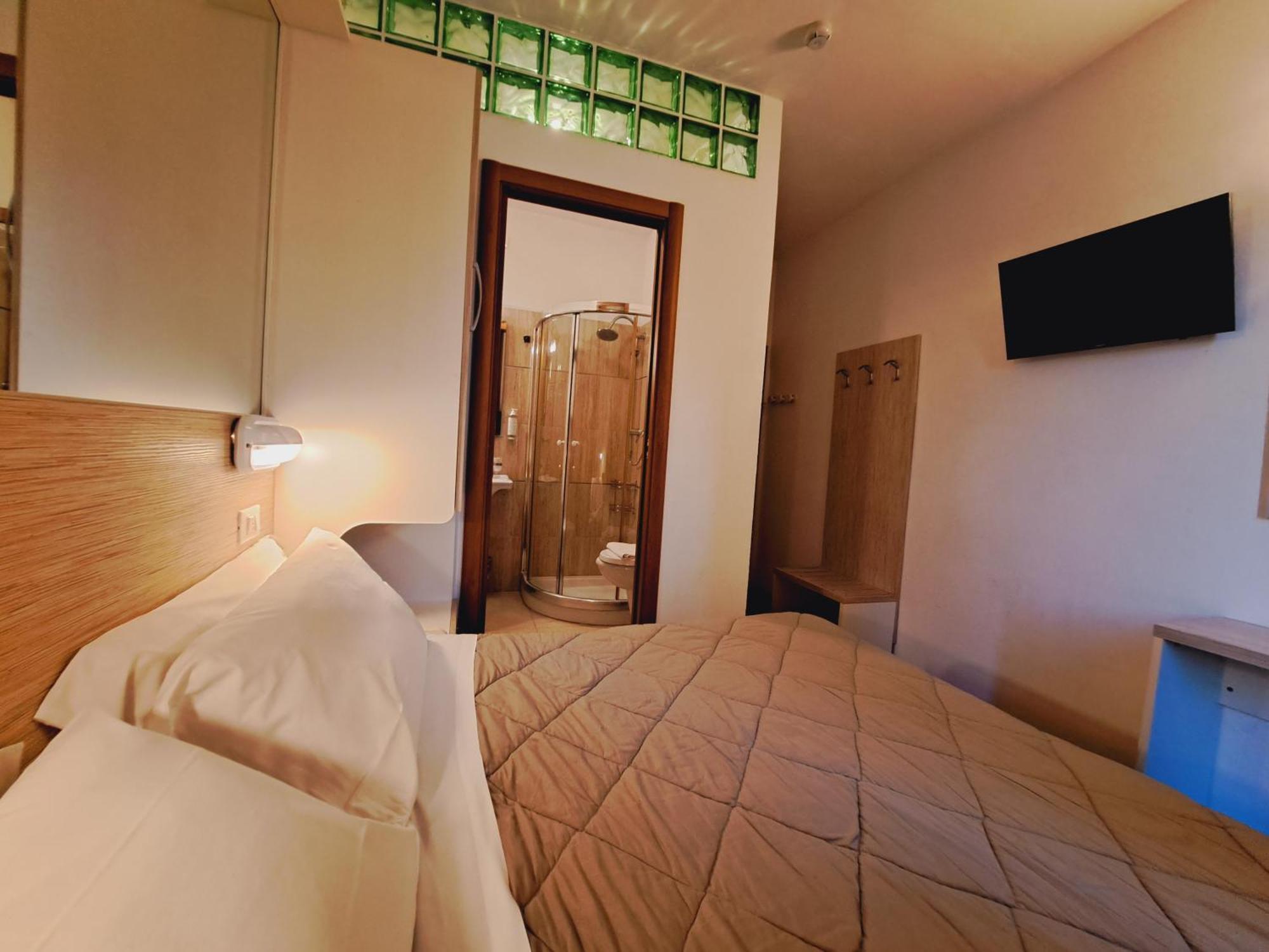 Hotel Butterfly Wellness & Spa Rimini Extérieur photo