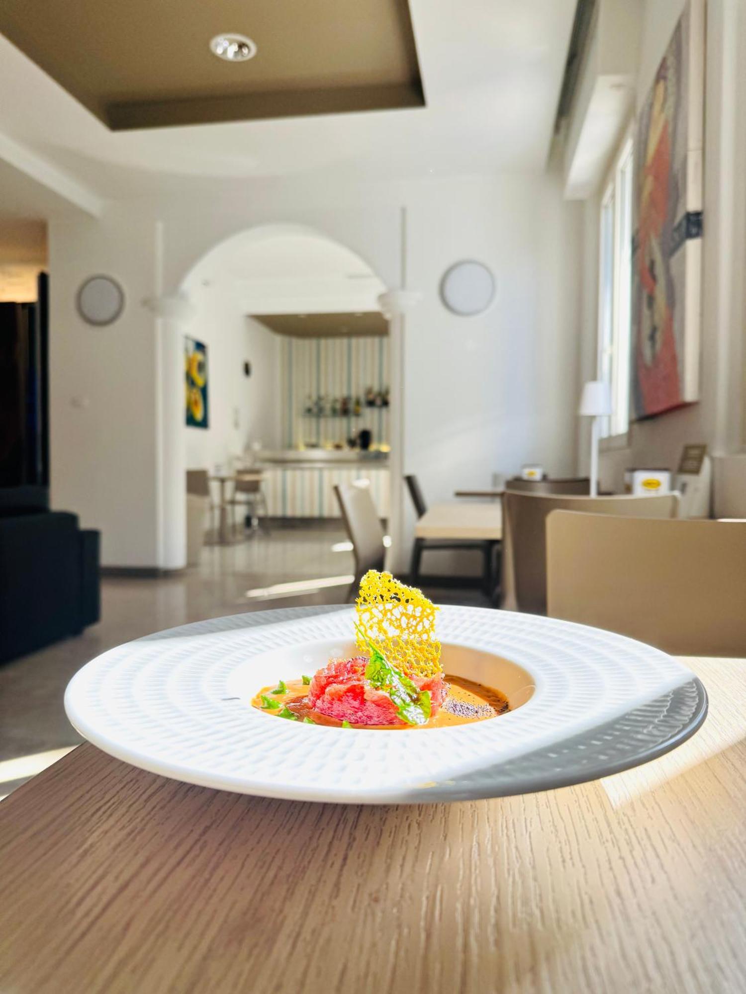 Hotel Butterfly Wellness & Spa Rimini Extérieur photo